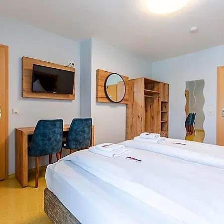 Otel Arena Köln