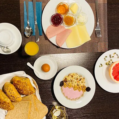 Отель Arena Кёльн